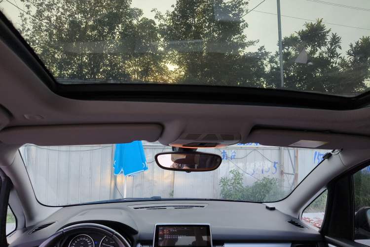 Used BMW 2 Series Gran Tourer 2015 218i Leading Model Headliner