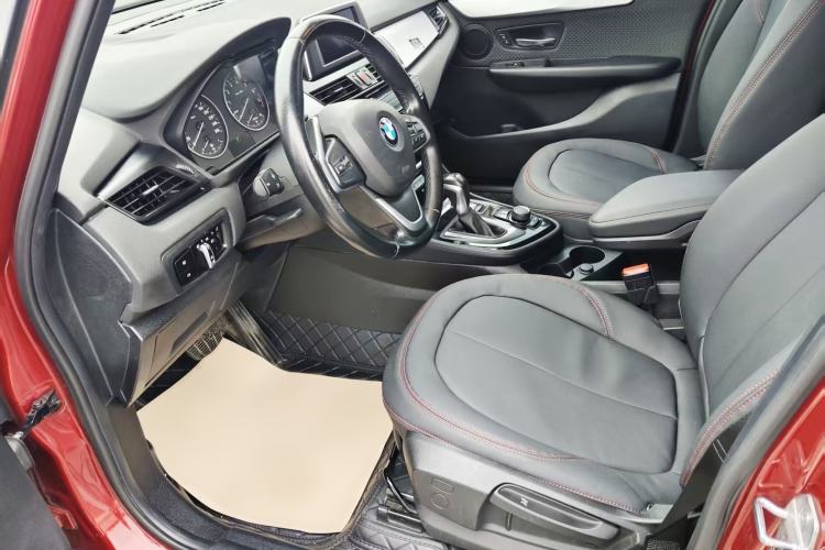 Used BMW 2 Series Gran Tourer 2015 218i Leading Model Interior 1