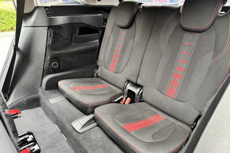 Used BMW 2 Series Gran Tourer 2015 218i Sports Design Package Interior 11