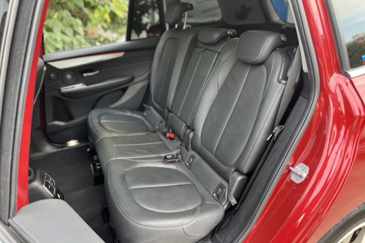 Used BMW 2 Series Gran Tourer 2015 218i Sports Design Package Interior 11