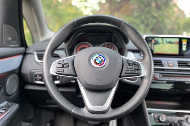 Used BMW 2 Series Gran Tourer 2015 218i Sports Design Package Interior 15