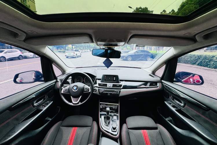 Used BMW 2 Series Gran Tourer 2015 218i Sports Design Package Interior 2