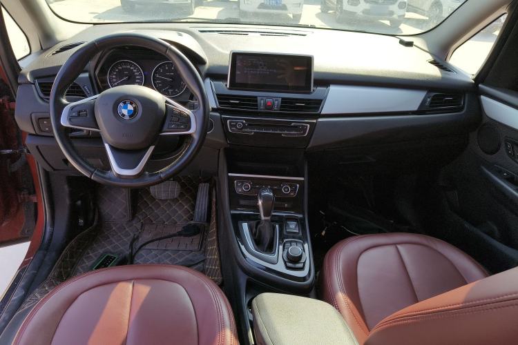 Used BMW 2 Series Gran Tourer 2015 218i Leading Model Interior 2