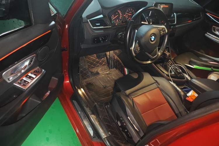 Used BMW 2 Series Gran Tourer 2015 218i Sports Design Package Interior 3