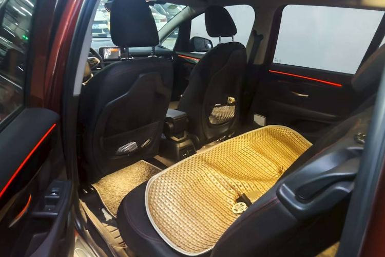 Used BMW 2 Series Gran Tourer 2015 218i Sports Design Package Interior 3