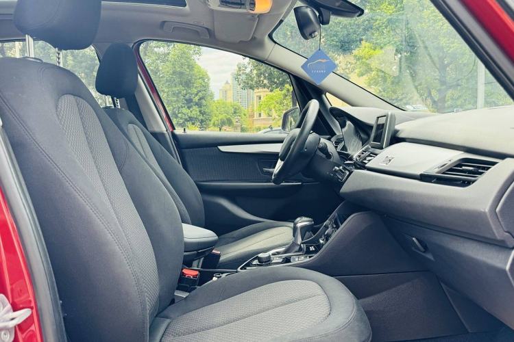 Used BMW 2 Series Gran Tourer 2015 218i Leading Model Interior 4