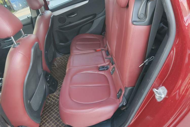Used BMW 2 Series Gran Tourer 2015 218i Leading Model Interior 4