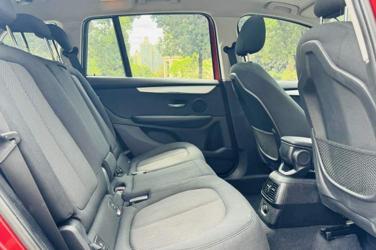 Used BMW 2 Series Gran Tourer 2015 218i Leading Model Interior 5