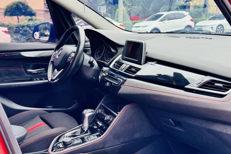 Used BMW 2 Series Gran Tourer 2015 218i Sports Design Package Interior 8