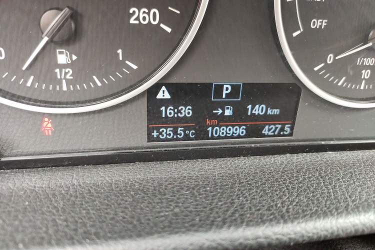 Used BMW 2 Series Gran Tourer 2015 218i Leading Model Odometer Close Up