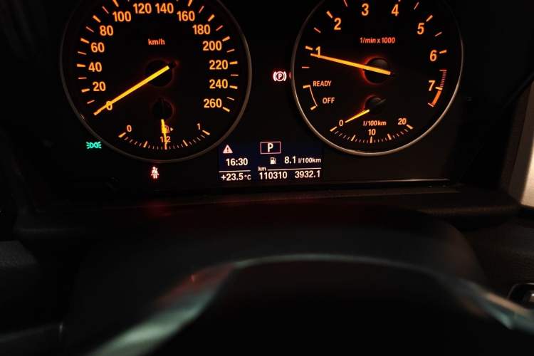 Used BMW 2 Series Gran Tourer 2015 218i Leading Model Odometer Close Up
