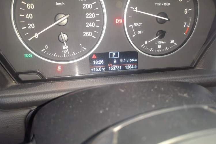 Used BMW 2 Series Gran Tourer 2015 218i Leading Model Odometer Close Up