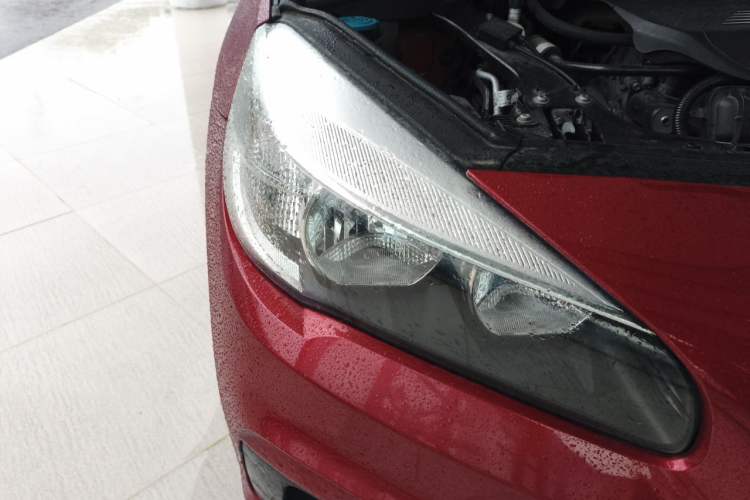 Used BMW 2 Series Gran Tourer 2015 218i Leading Model Right Front Headlight