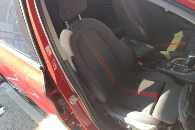 Used BMW 2 Series Gran Tourer 2015 218i Sports Design Package Right Front Seat
