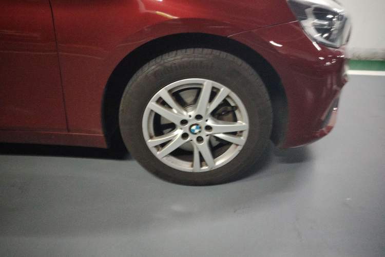 Used BMW 2 Series Gran Tourer 2015 218i Leading Model Right Front Wheel Hub