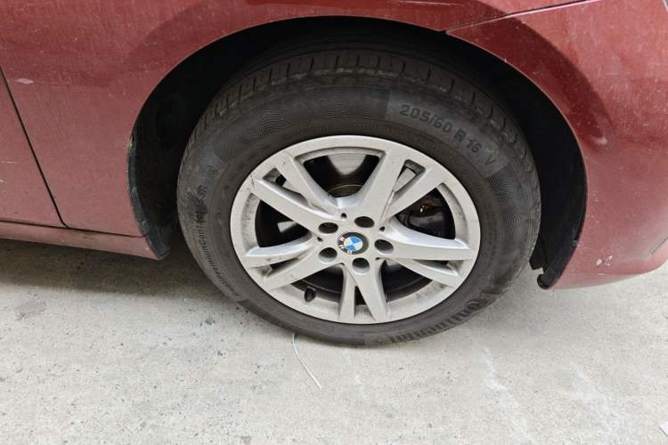 Used BMW 2 Series Gran Tourer 2015 218i Leading Model Right Front Wheel Hub