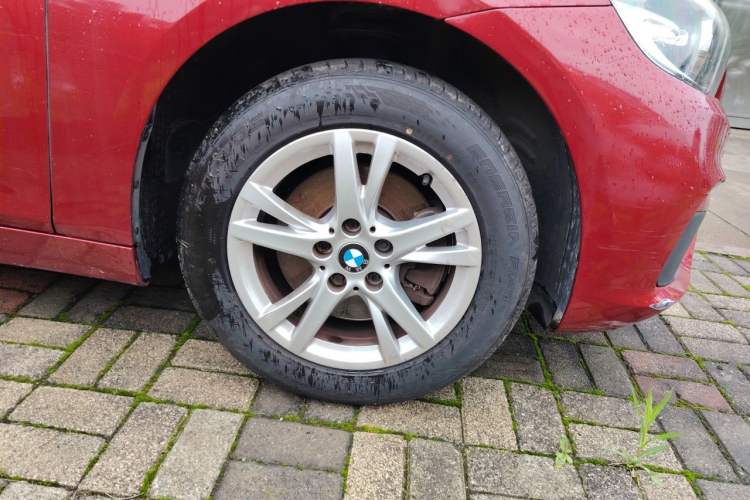 Used BMW 2 Series Gran Tourer 2015 218i Leading Model Right Front Wheel Hub