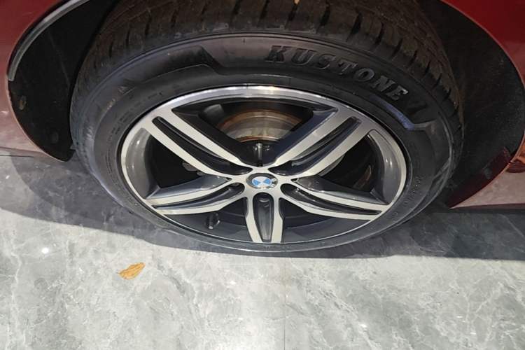 Used BMW 2 Series Gran Tourer 2015 218i Sports Design Package Right Rear Wheel Hub