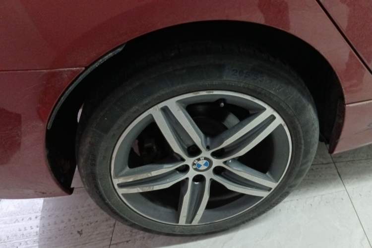 Used BMW 2 Series Gran Tourer 2015 218i Sports Design Package Right Rear Wheel Hub