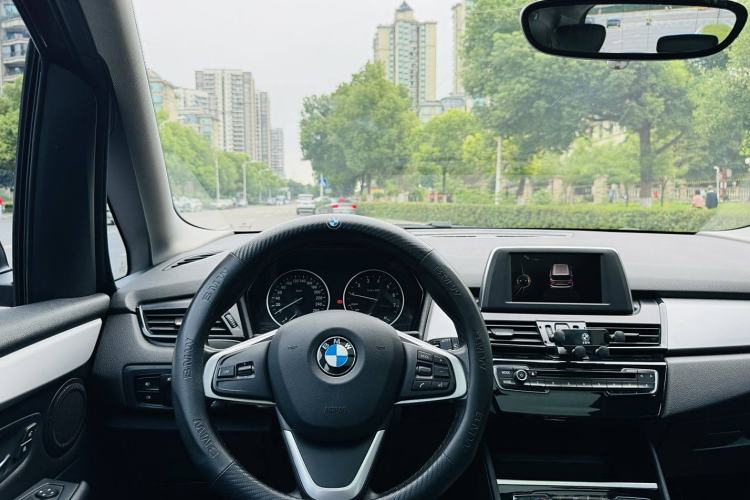 Used BMW 2 Series Gran Tourer 2015 218i Leading Model Steering Wheel