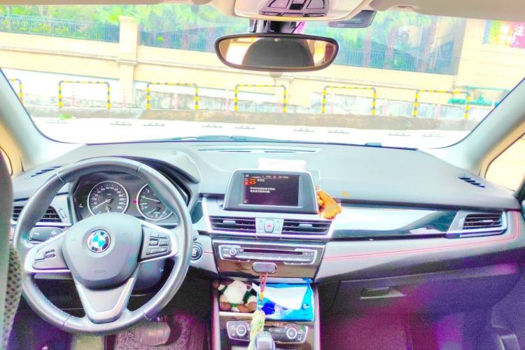 Used BMW 2 Series Gran Tourer 2015 218i Sports Design Package Center Console