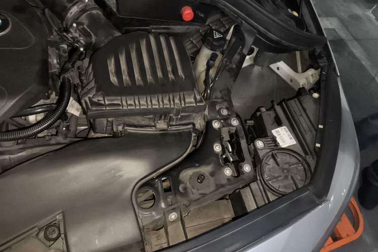 Used BMW 2 Series Gran Tourer 2015 218i Leading Model Engine Bay Left