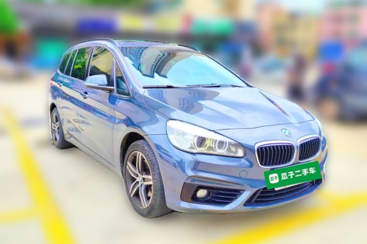 Used BMW 2 Series Gran Tourer 2015 218i Sports Design Package Front Right 45 Deg