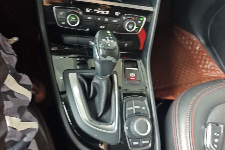 Used BMW 2 Series Gran Tourer 2015 218i Leading Model Gear Lever
