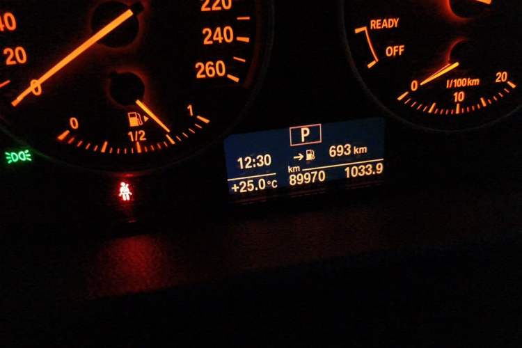Used BMW 2 Series Gran Tourer 2015 218i Leading Model Odometer Close Up