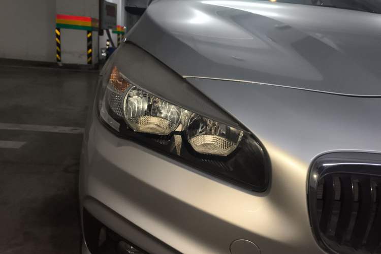 Used BMW 2 Series Gran Tourer 2015 218i Leading Model Right Front Headlight