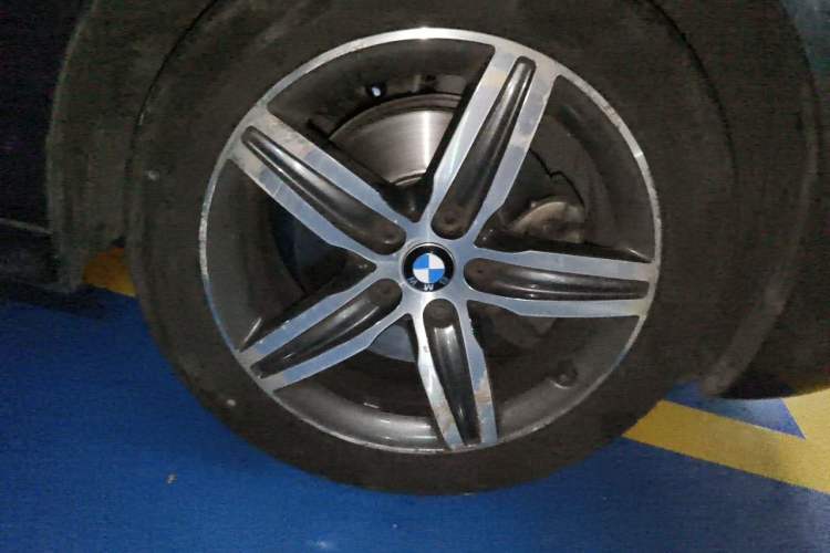 Used BMW 2 Series Gran Tourer 2015 218i Leading Model Right Front Wheel Hub