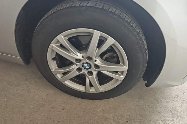 Used BMW 2 Series Gran Tourer 2015 218i Leading Model Right Front Wheel Hub