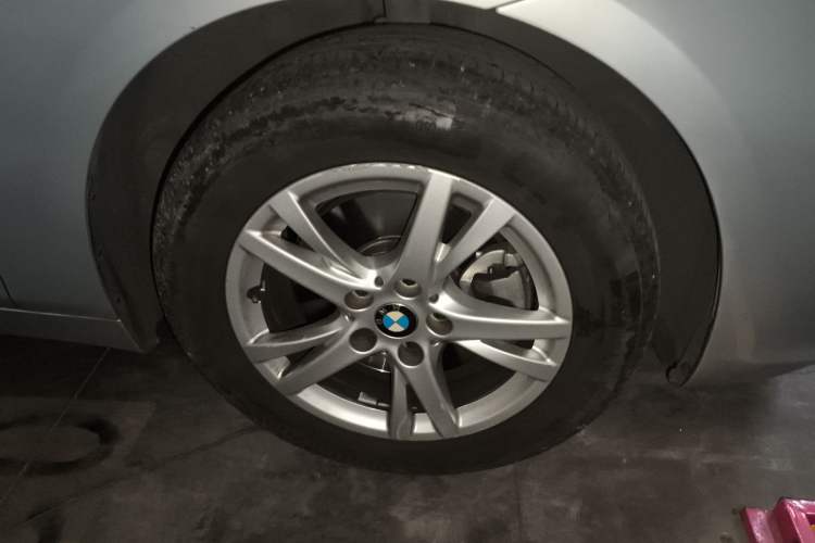 Used BMW 2 Series Gran Tourer 2015 218i Leading Model Right Front Wheel Hub