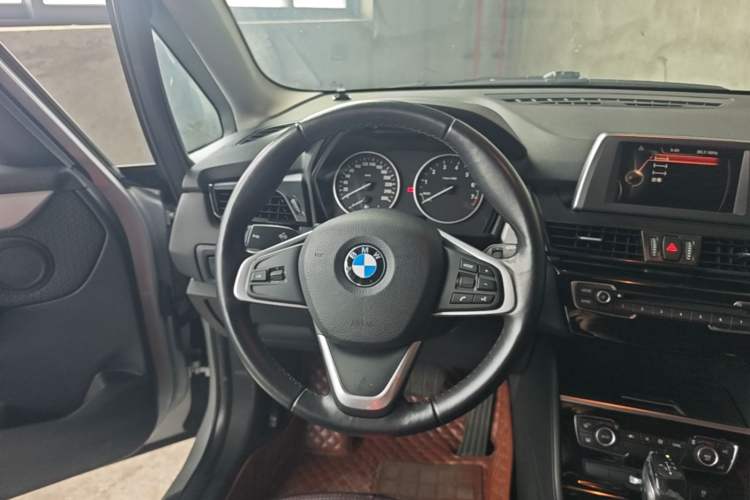 Used BMW 2 Series Gran Tourer 2015 218i Leading Model Steering Wheel