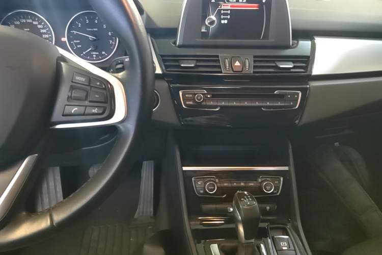 Used BMW 2 Series Gran Tourer 2015 218i Leading Model Audio And AC Panel