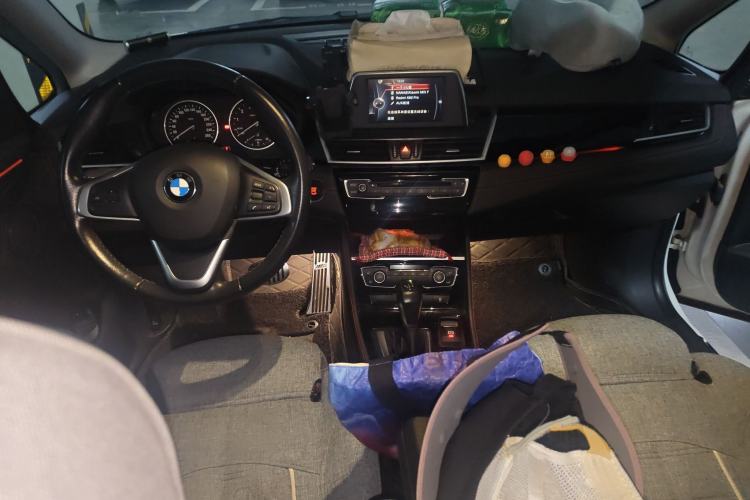 Used BMW 2 Series Gran Tourer 2015 218i Sports Design Package Center Console