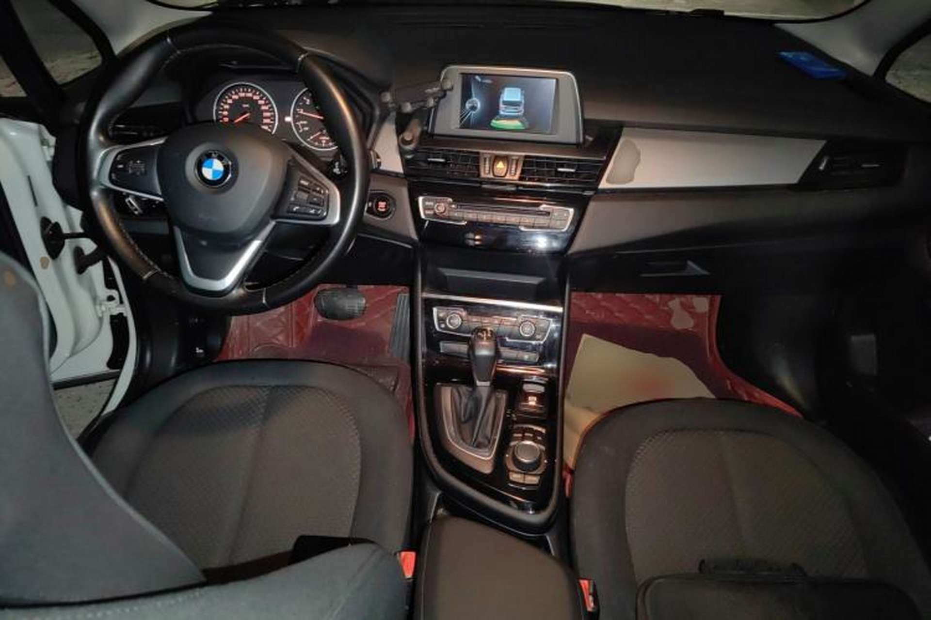 Used BMW 2 Series Gran Tourer 2015 218i Leading Model Center Console