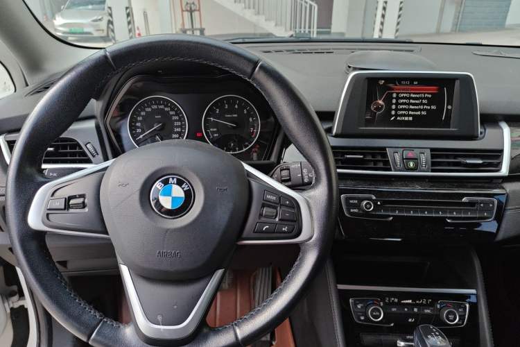 Used BMW 2 Series Gran Tourer 2015 218i Sports Design Package Center Console