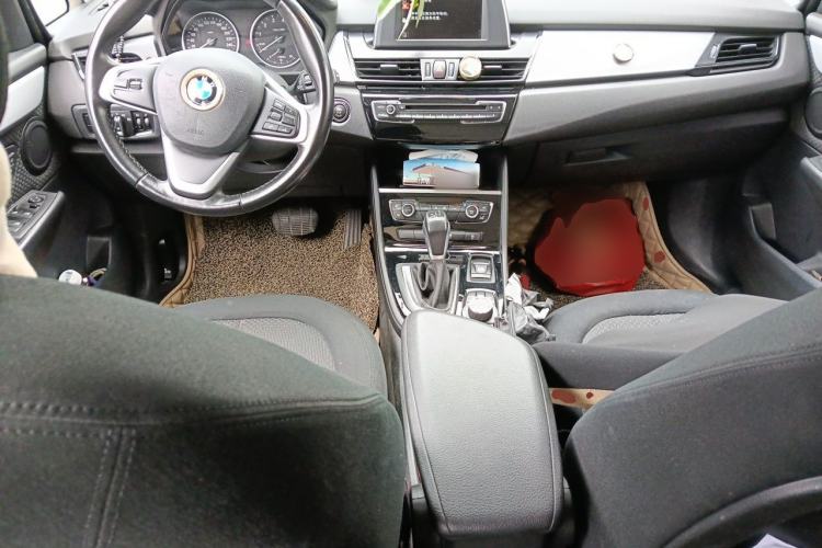 Used BMW 2 Series Gran Tourer 2015 218i Leading Model Center Console