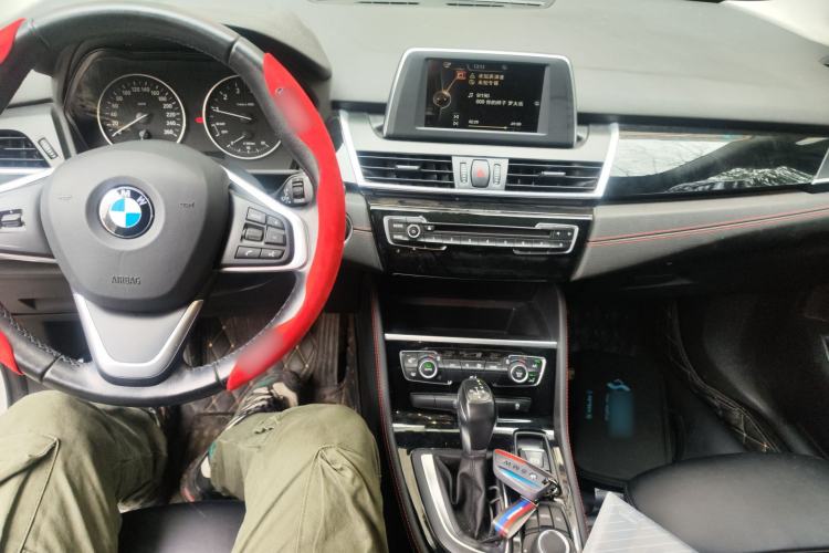 Used BMW 2 Series Gran Tourer 2015 218i Sports Design Package Center Console