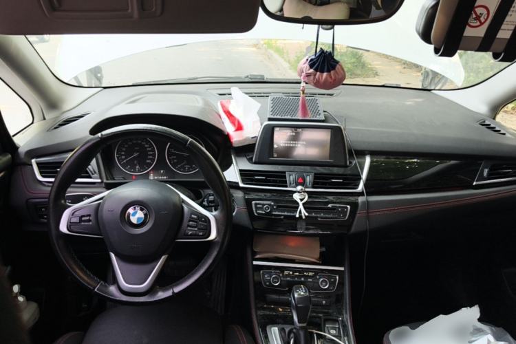 Used BMW 2 Series Gran Tourer 2015 218i Sports Design Package Center Console