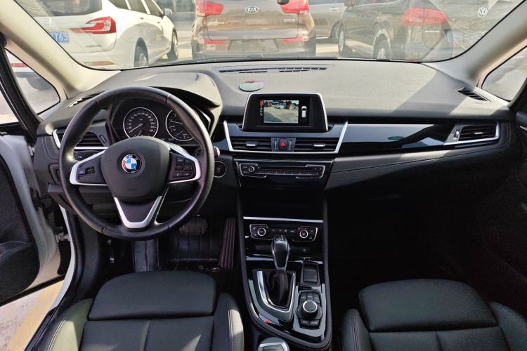 Used BMW 2 Series Gran Tourer 2015 218i Sports Design Package Center Console