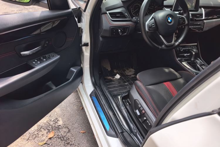 Used BMW 2 Series Gran Tourer 2015 218i Sports Design Package Driver Seat