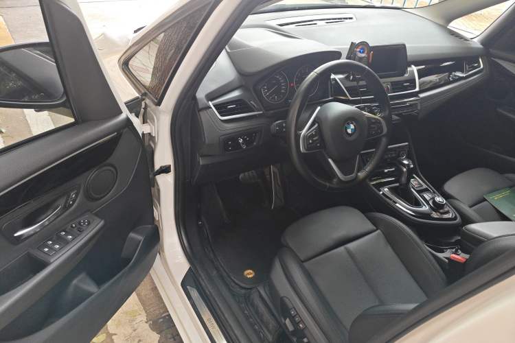 Used BMW 2 Series Gran Tourer 2015 218i Sports Design Package Driver Seat