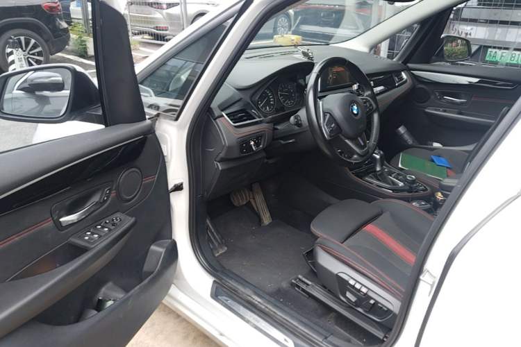 Used BMW 2 Series Gran Tourer 2015 218i Sports Design Package Driver Seat