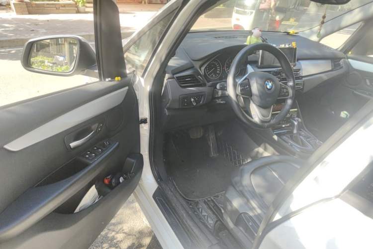 Used BMW 2 Series Gran Tourer 2015 218i Leading Model Driver Seat
