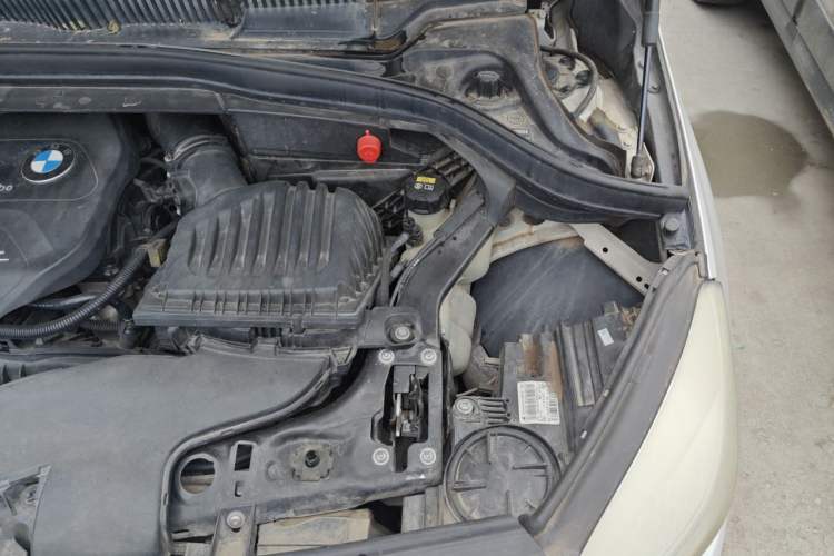 Used BMW 2 Series Gran Tourer 2015 218i Leading Model Engine Bay Left