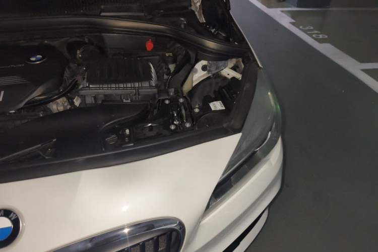 Used BMW 2 Series Gran Tourer 2015 218i Sports Design Package Engine Bay Left