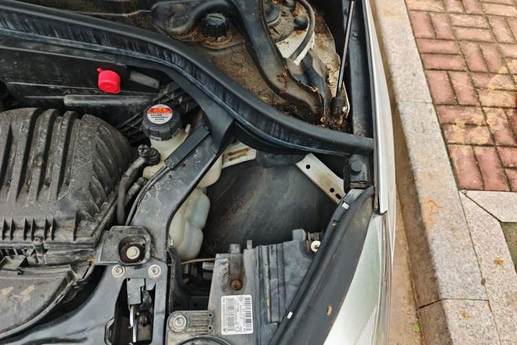 Used BMW 2 Series Gran Tourer 2015 218i Leading Model Engine Bay Left