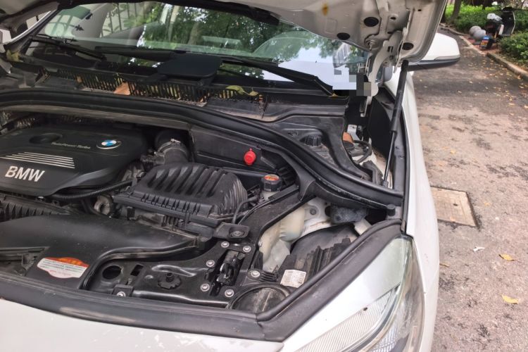 Used BMW 2 Series Gran Tourer 2015 218i Sports Design Package Engine Bay Left